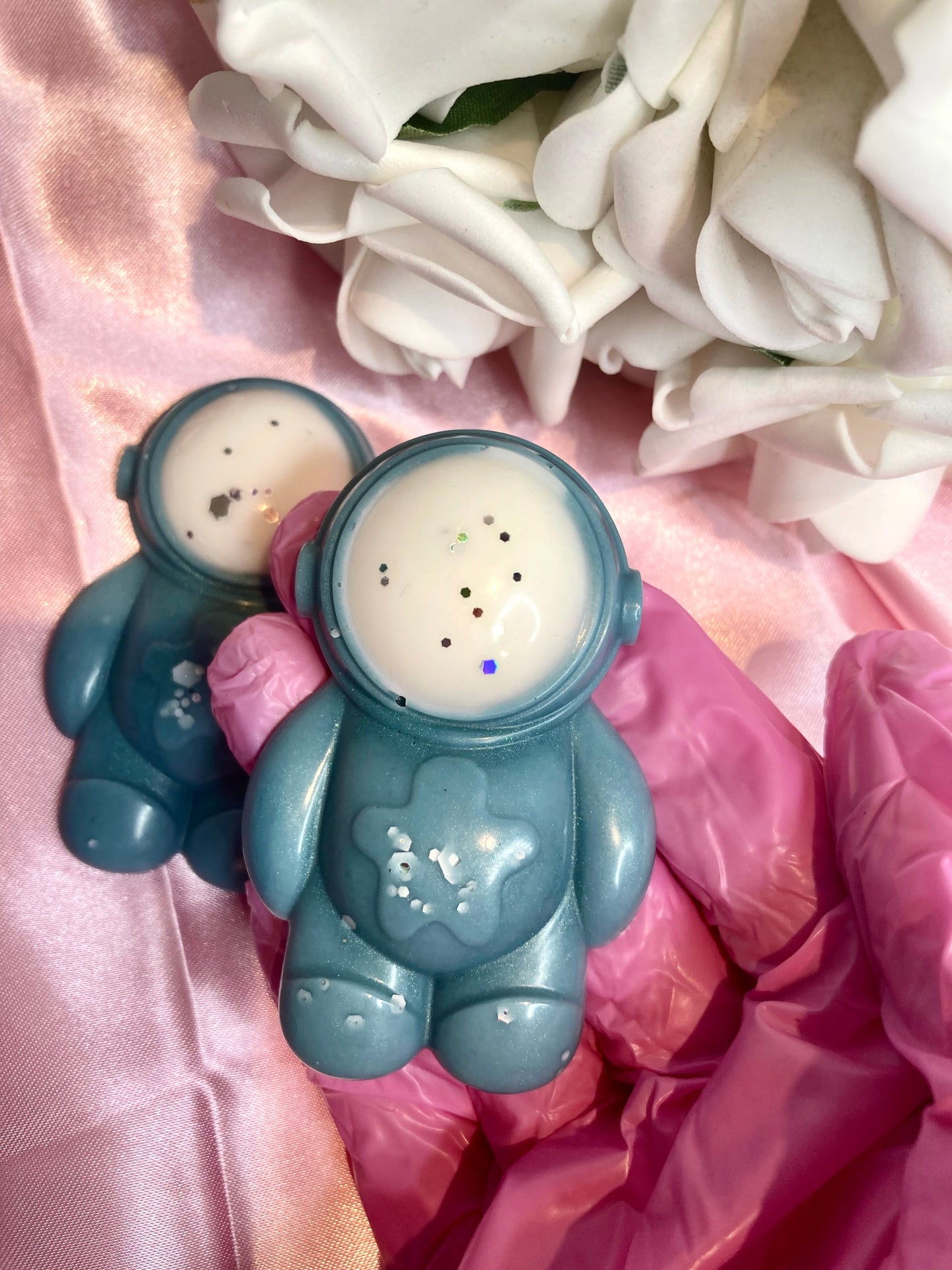 Space men shaped wax melts