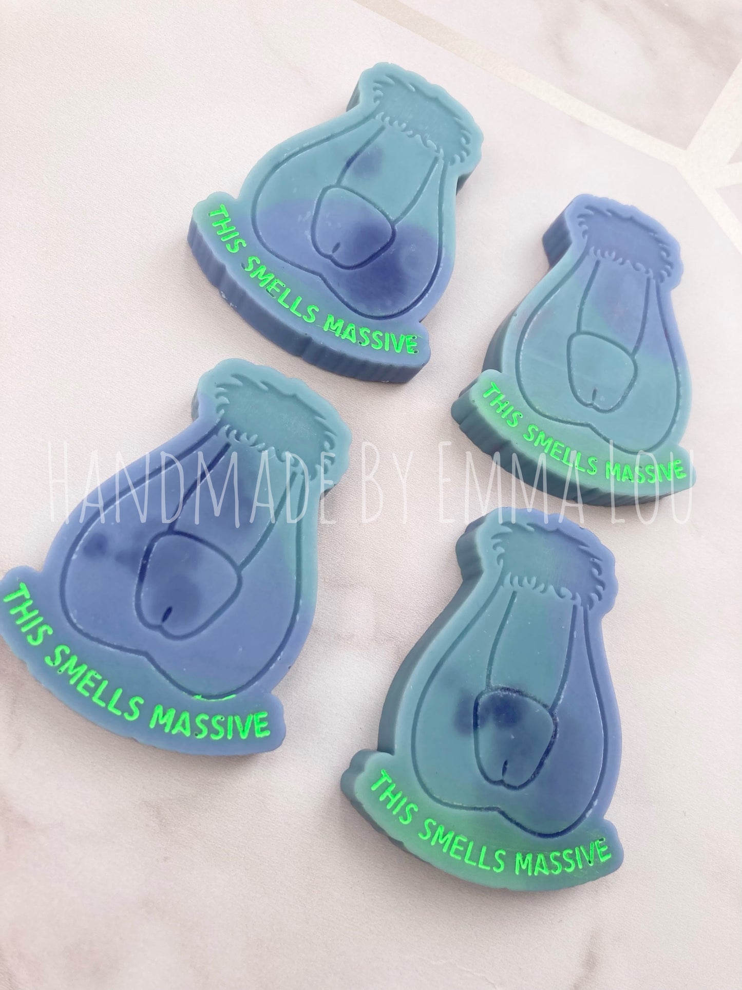 This smells massive naughty wax melt