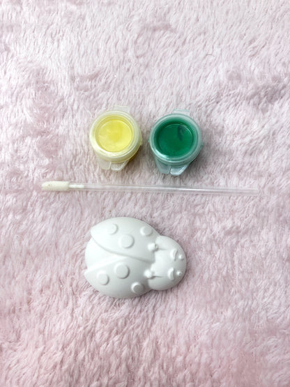 Insect themed Paint your own shapes